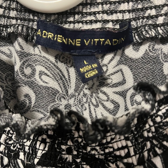 Adrienne Vittadini women’s short sleeve Blouse - Picture 4 of 5
